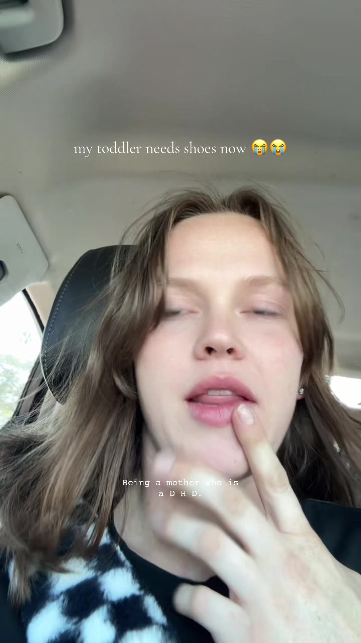 @Alyssa Golden | working mama