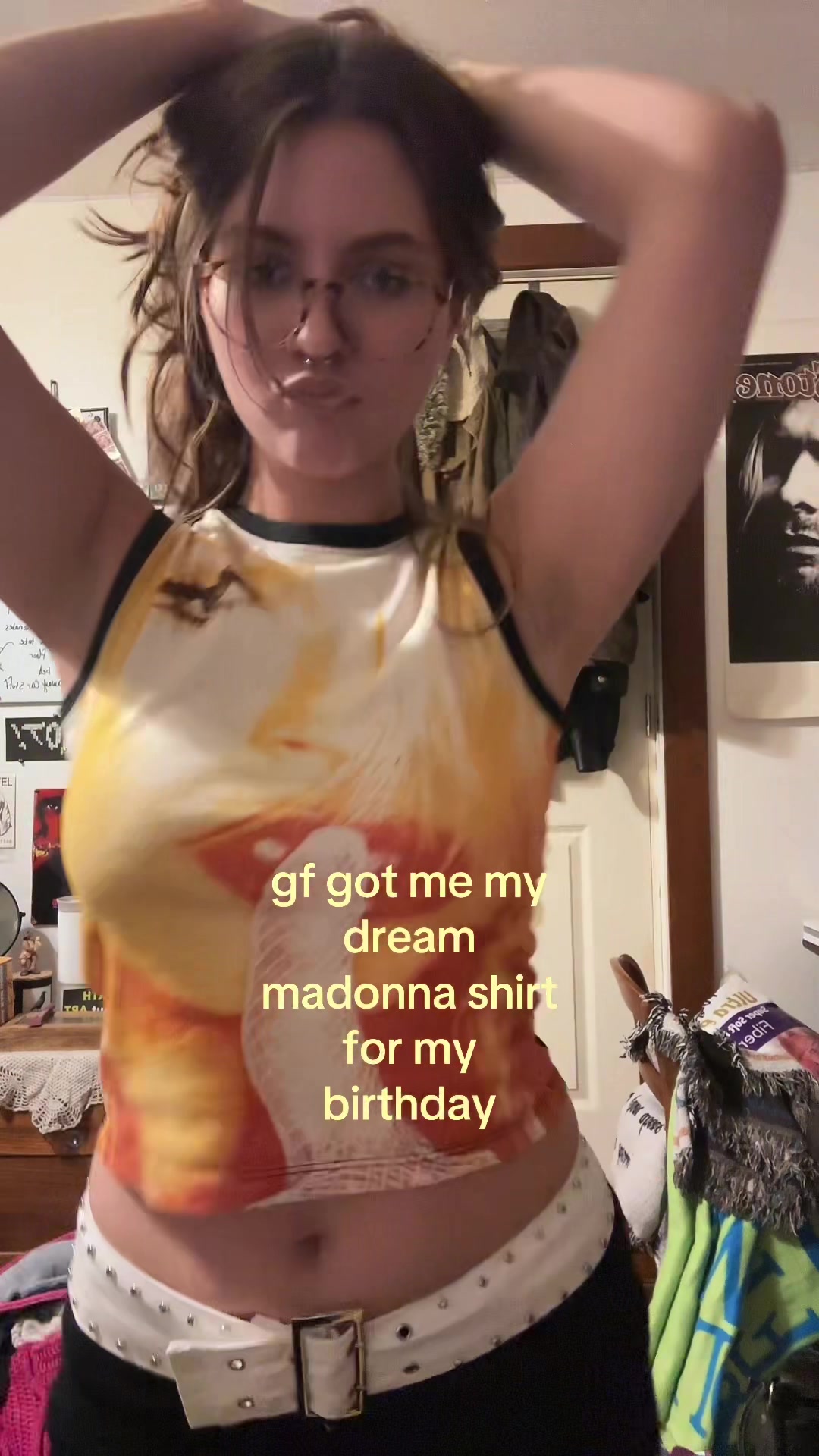 @bella