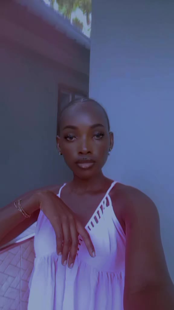 @hiddy model