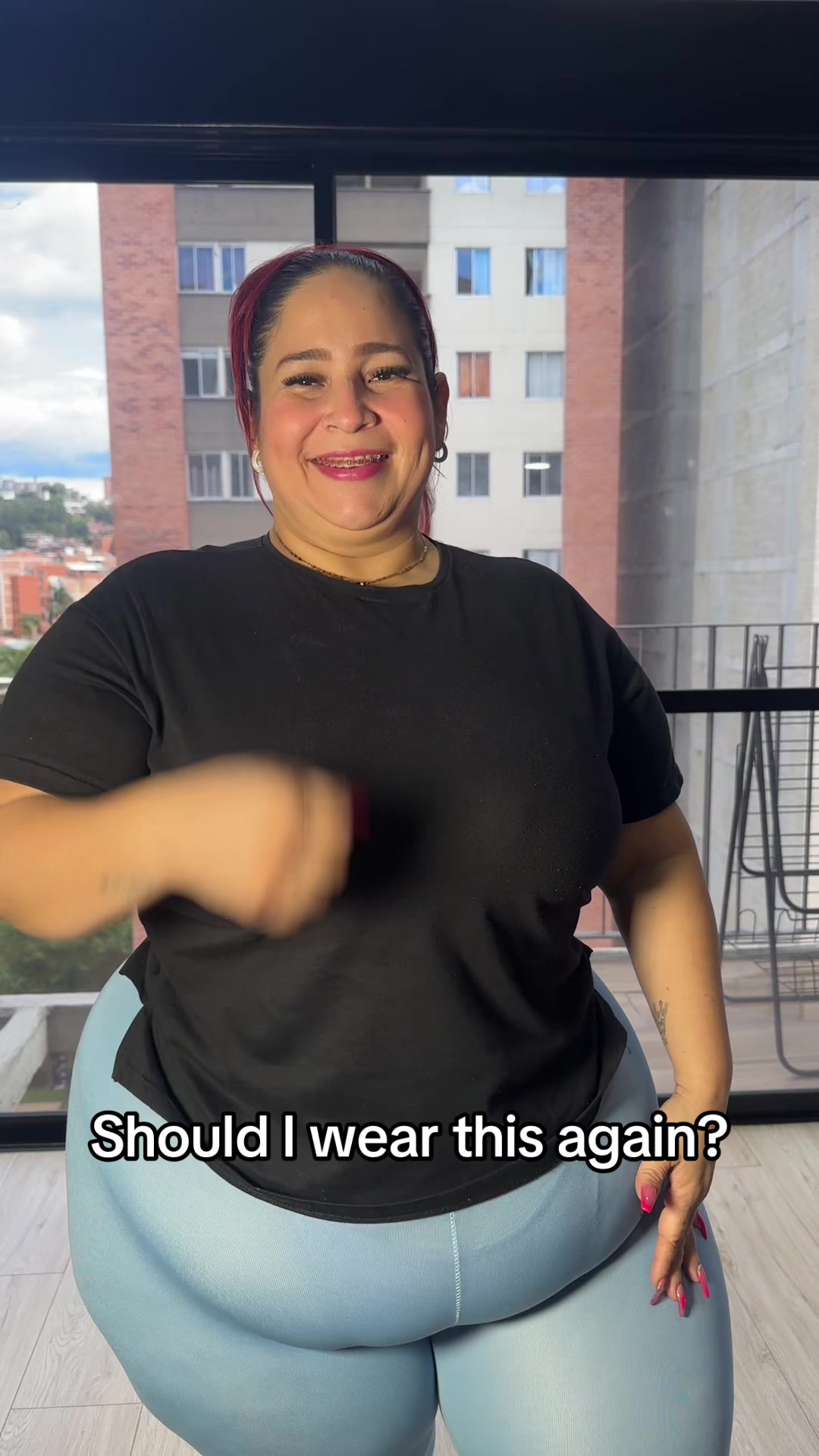 @lolanextdoar