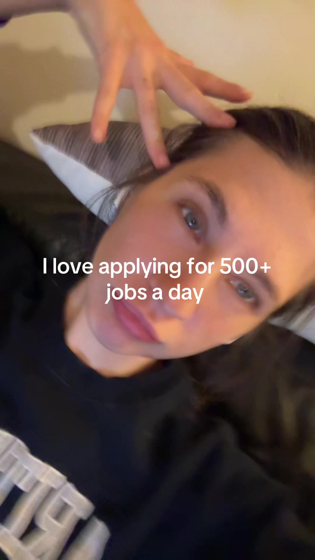 @isabella
