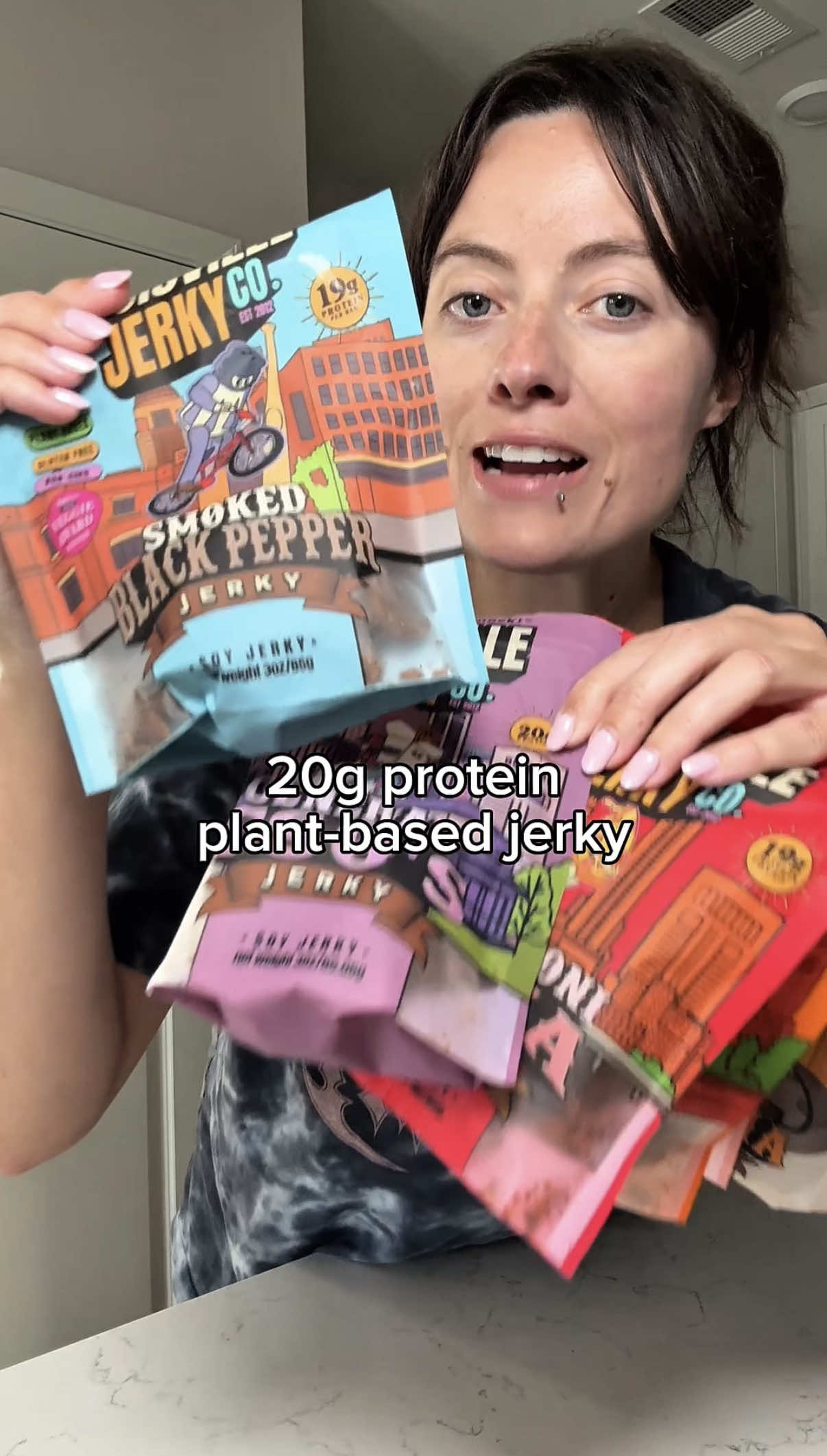 @maggieeatsvegan