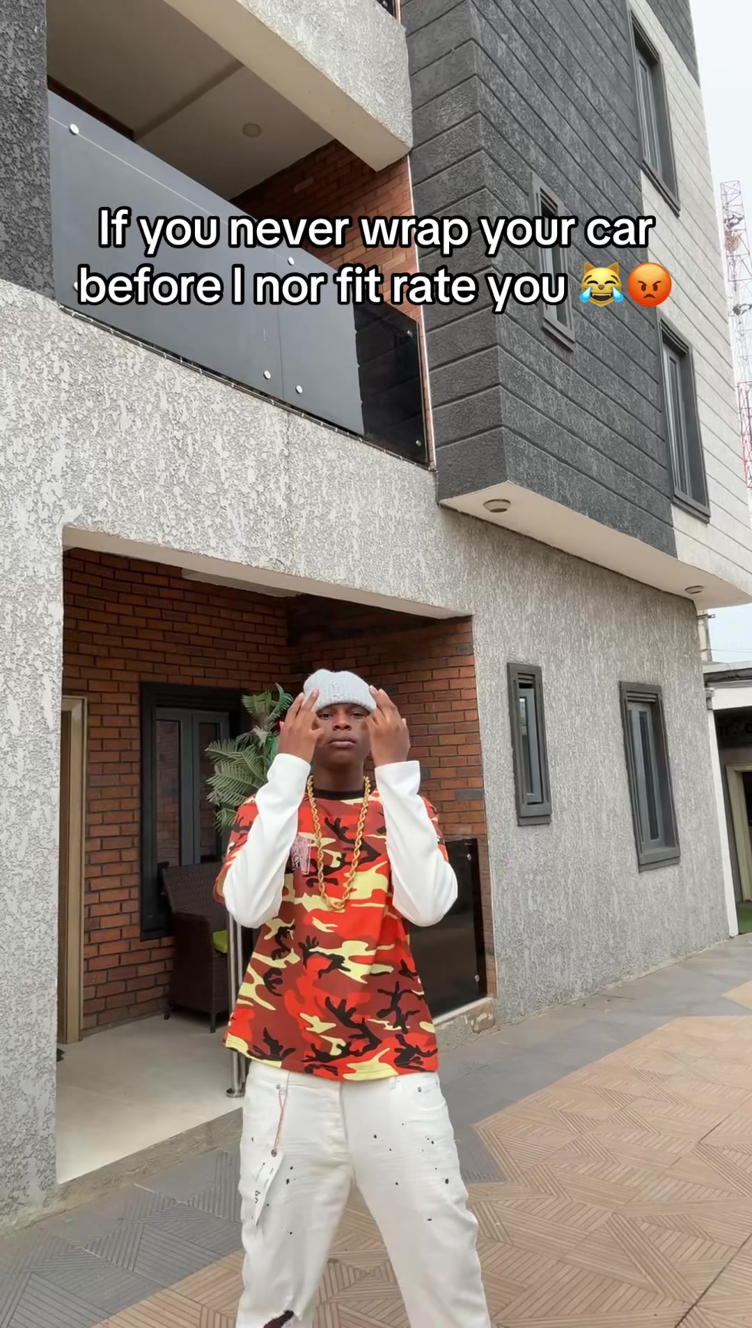 @S K