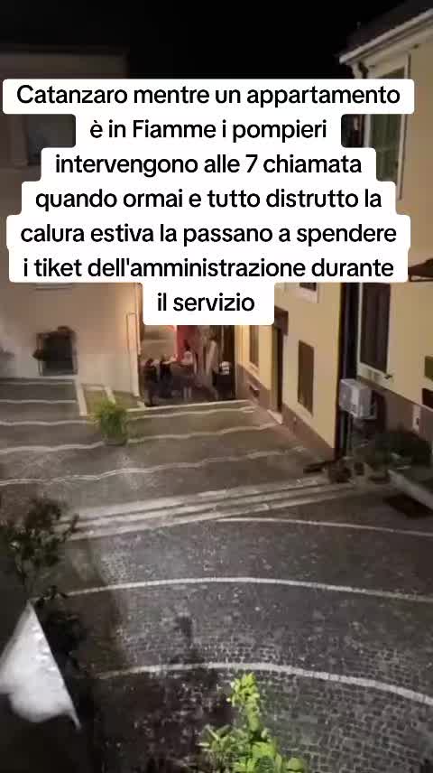 @Vitaliano Corasoniti