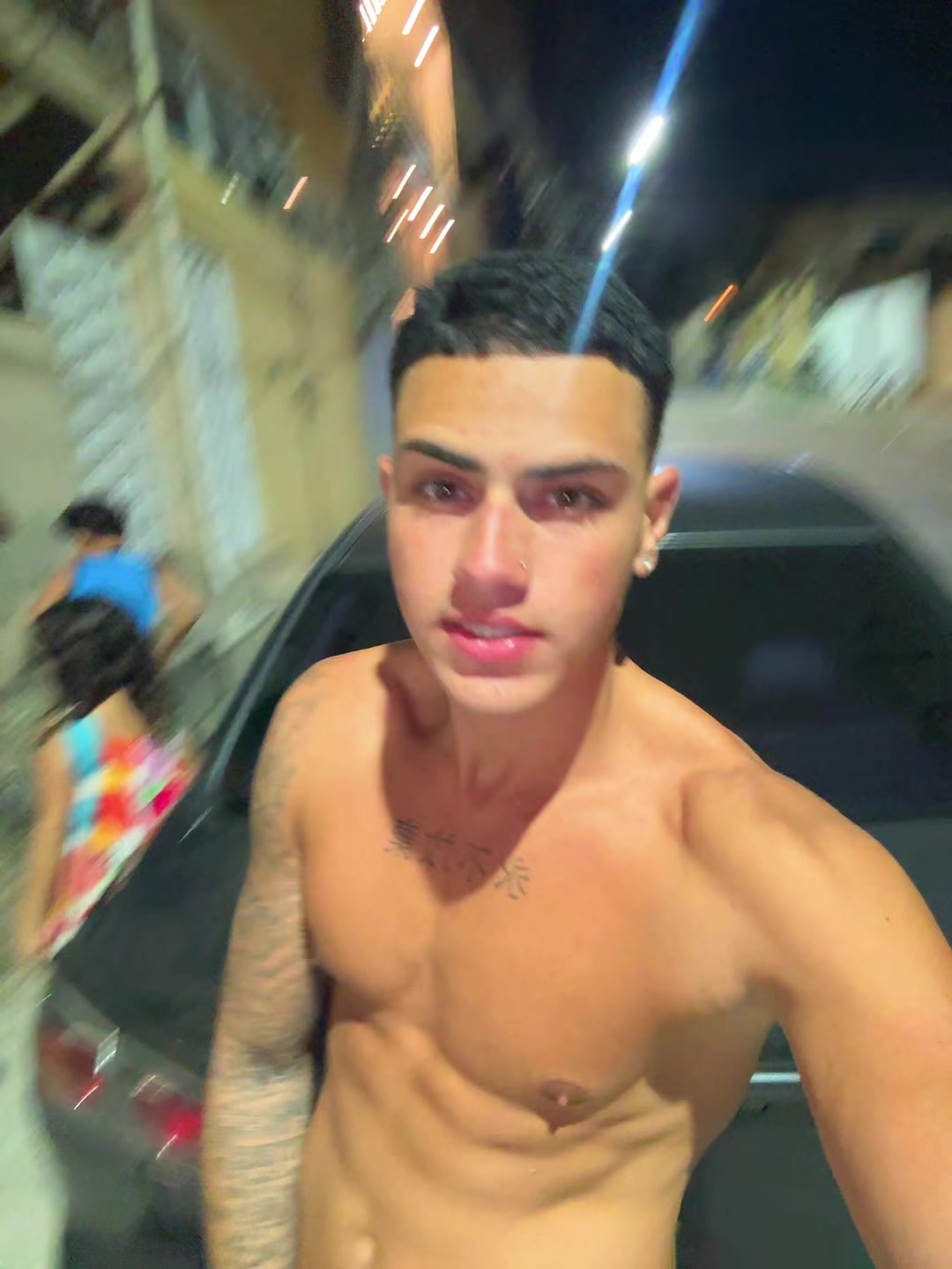 @Brando23