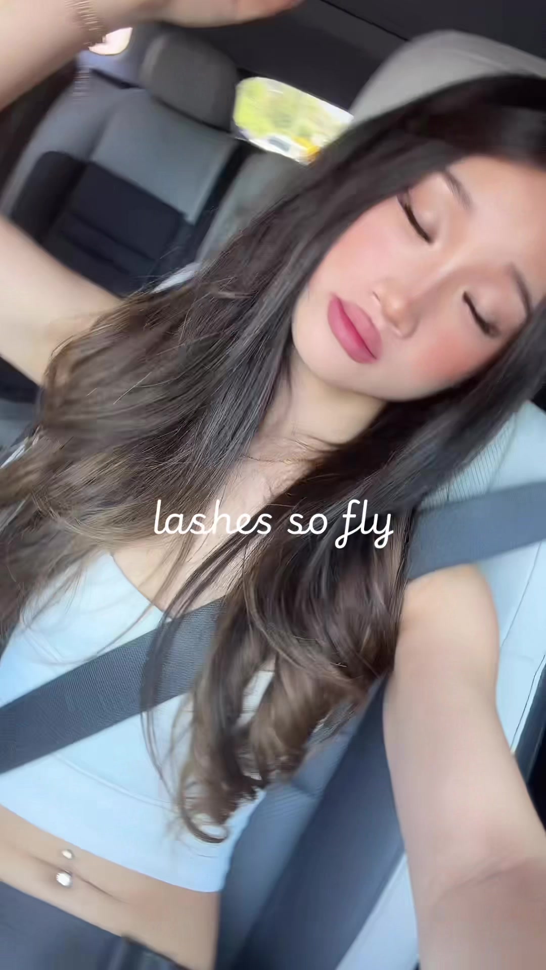 @isaqella