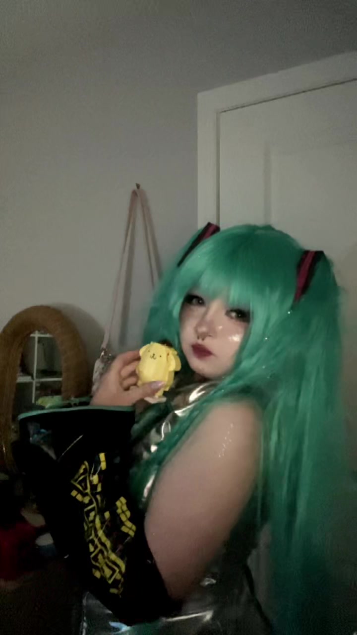 @⨷ lilz ४ ⨷