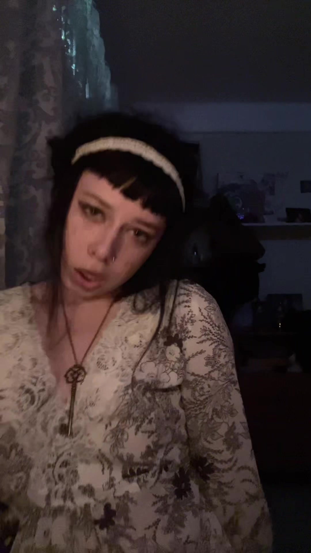 @🕯️🗝️