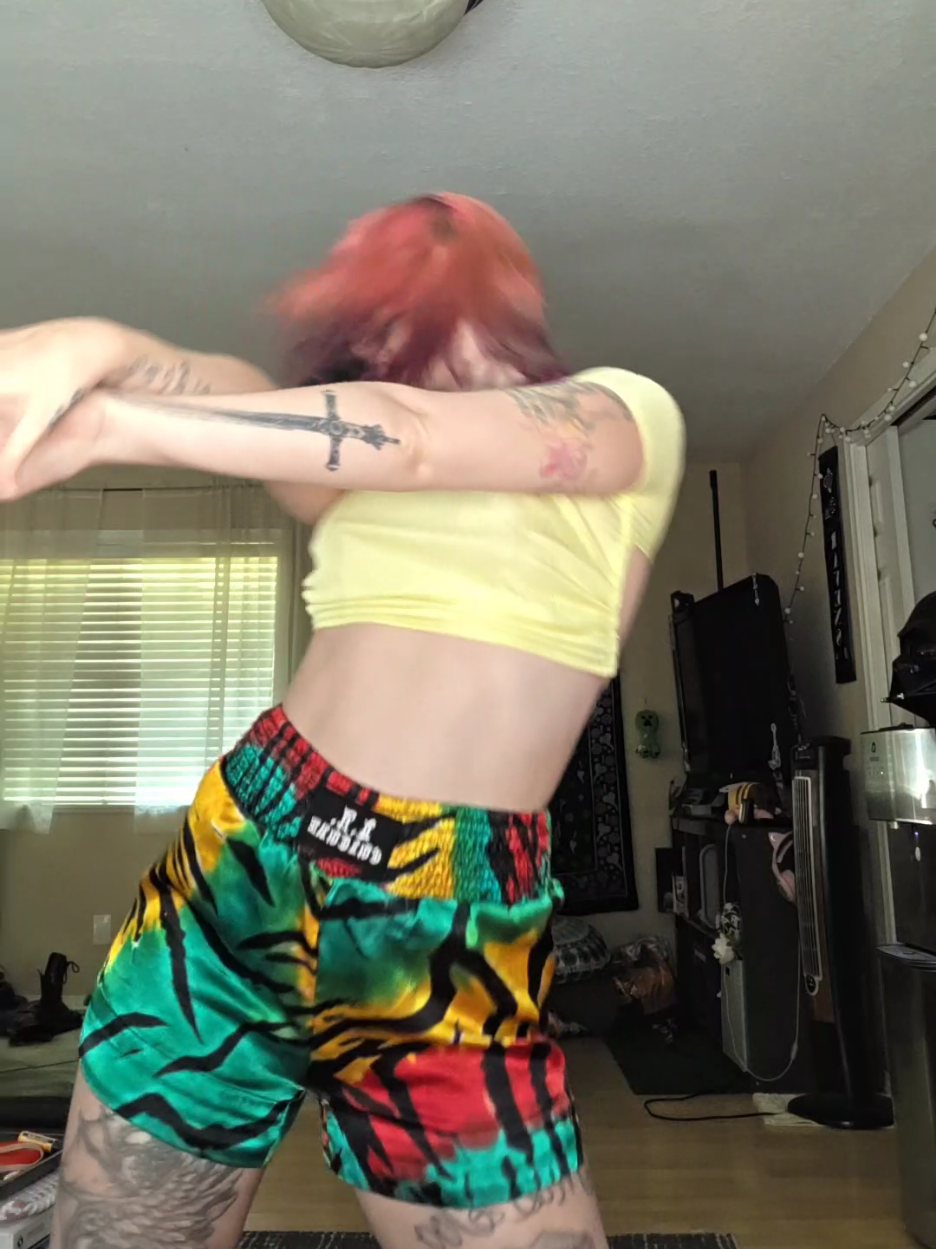 @preciousfae