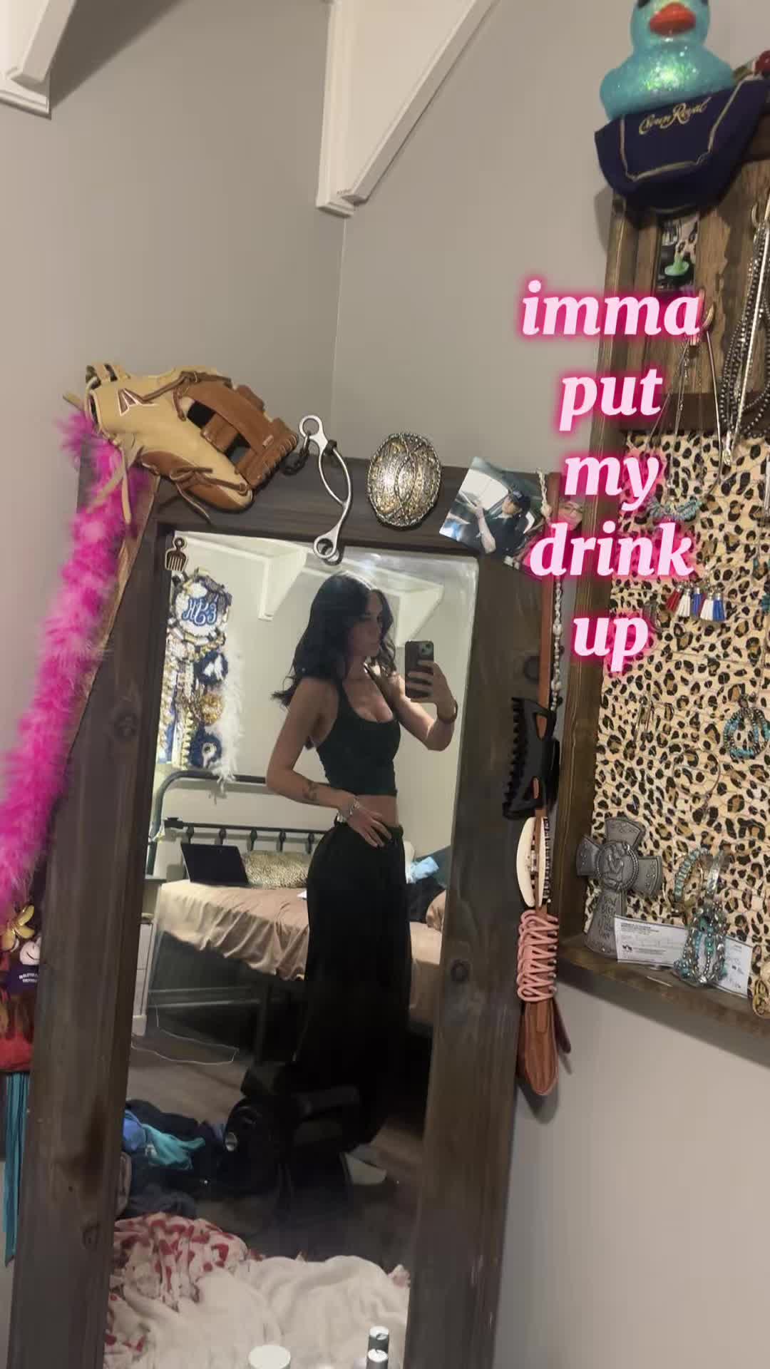 @Emily J