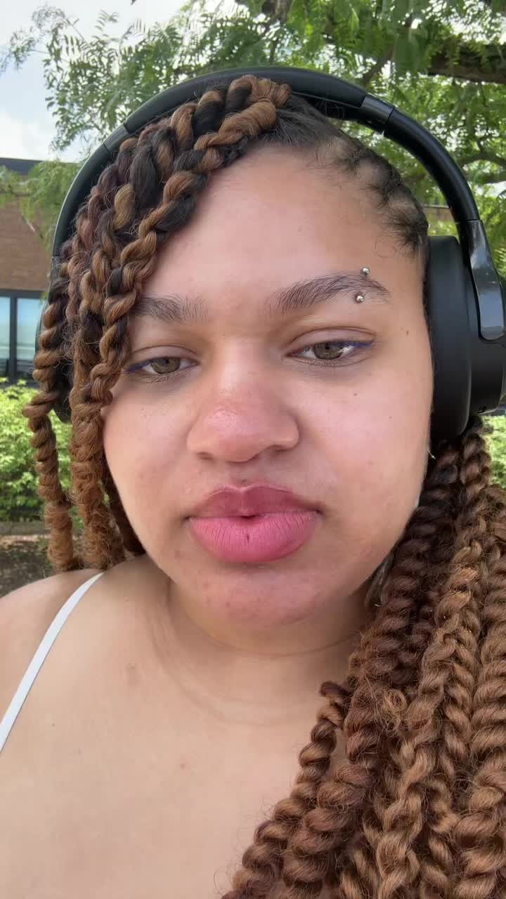 @lilkelis