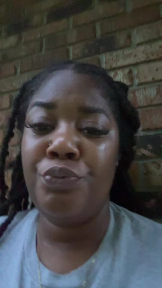 @Neshia_Nesh