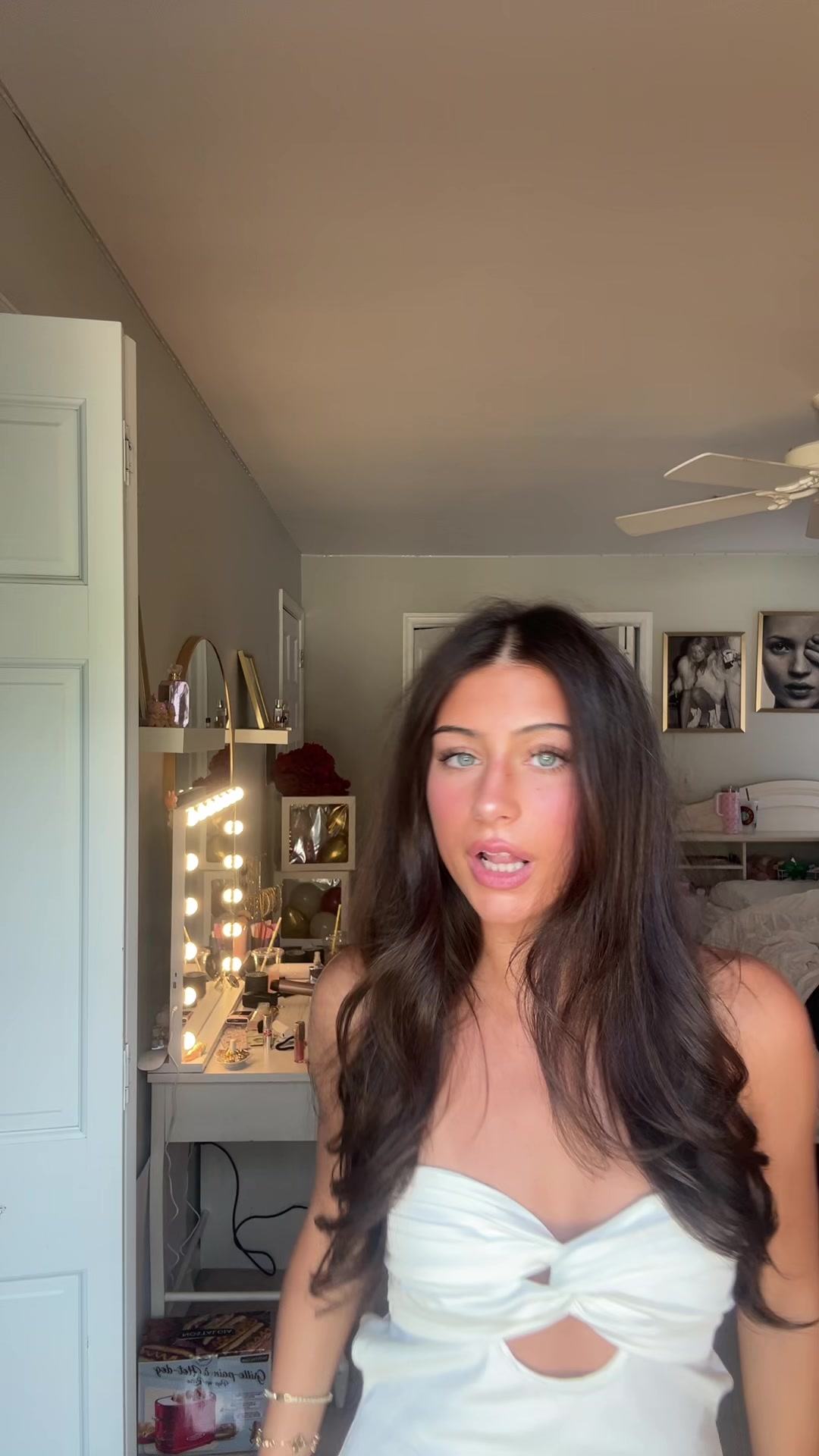 @pinksparkleyprincess👑👑