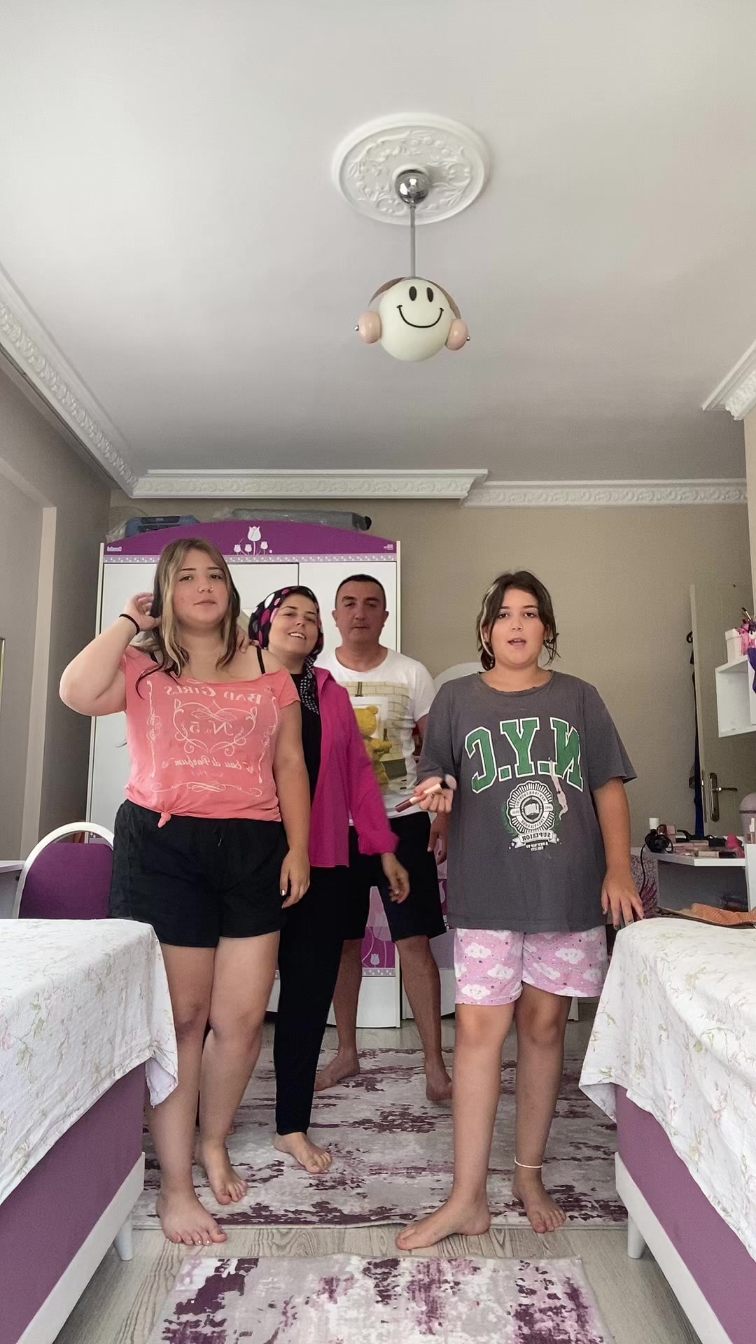@Hacer T&uuml;men Karaoğlu