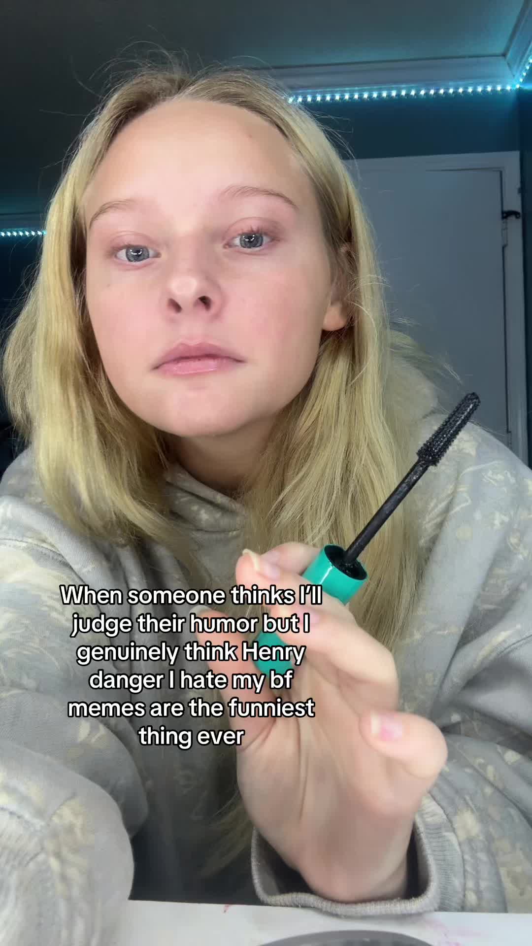 @🪼