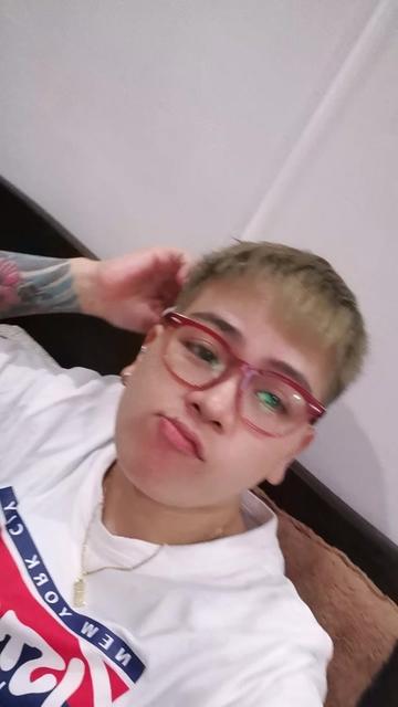 @EMJEi