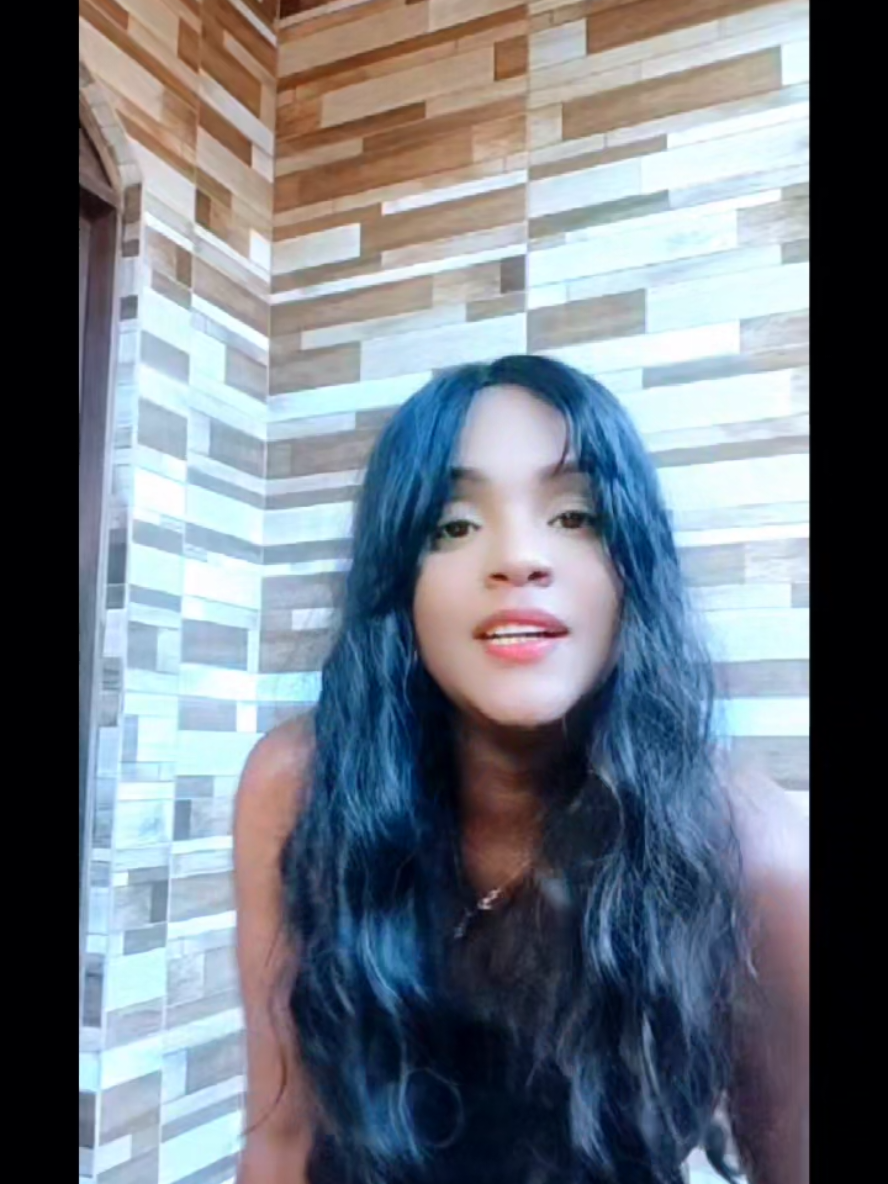 @Lucy a guria do short sexy