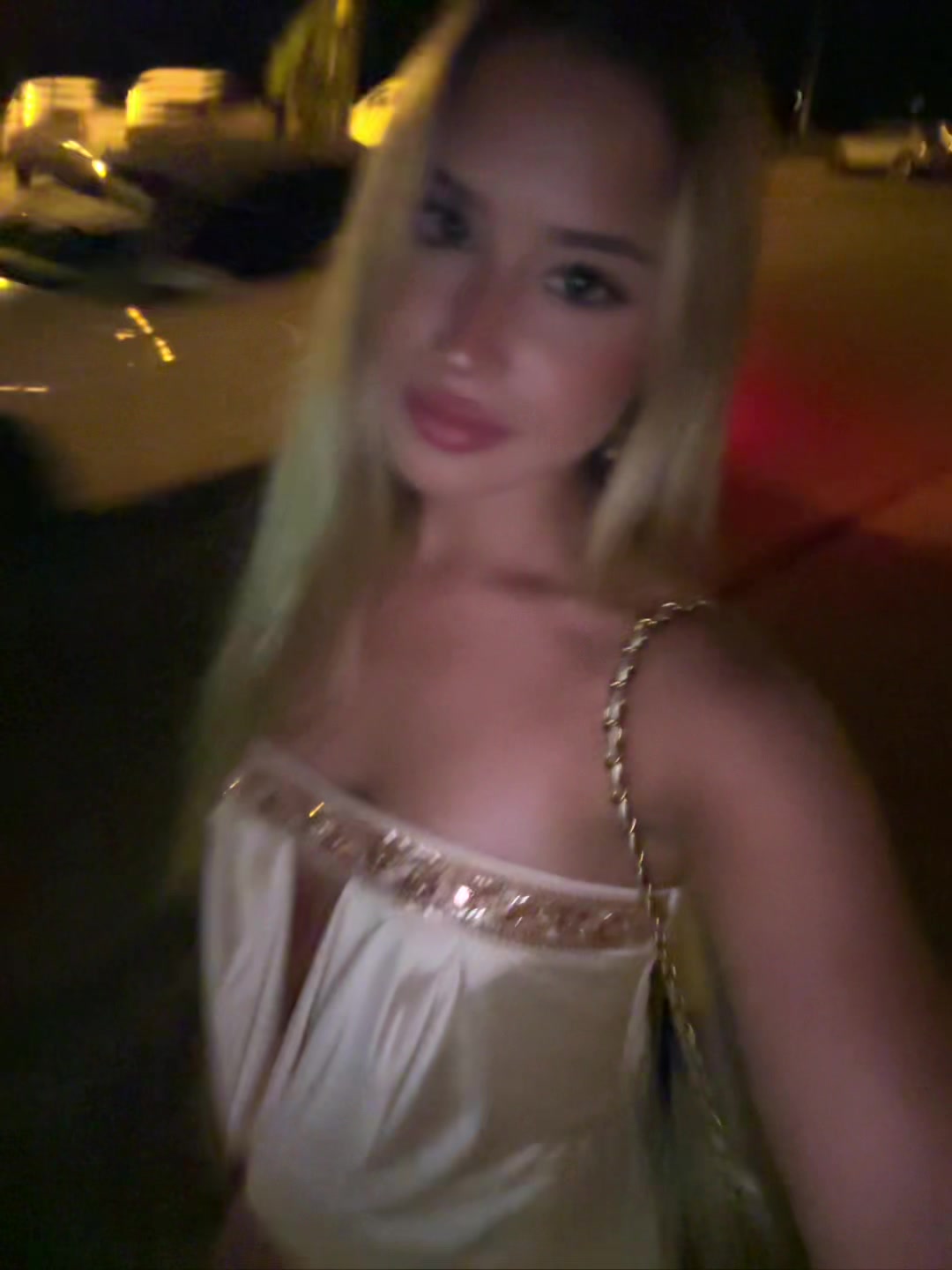 @Ana