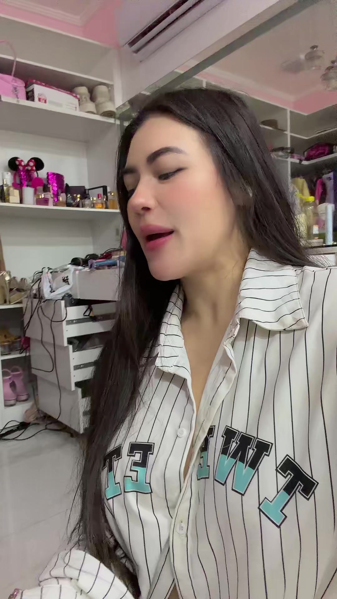@Laurysdyva