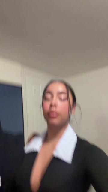 @Adriana García