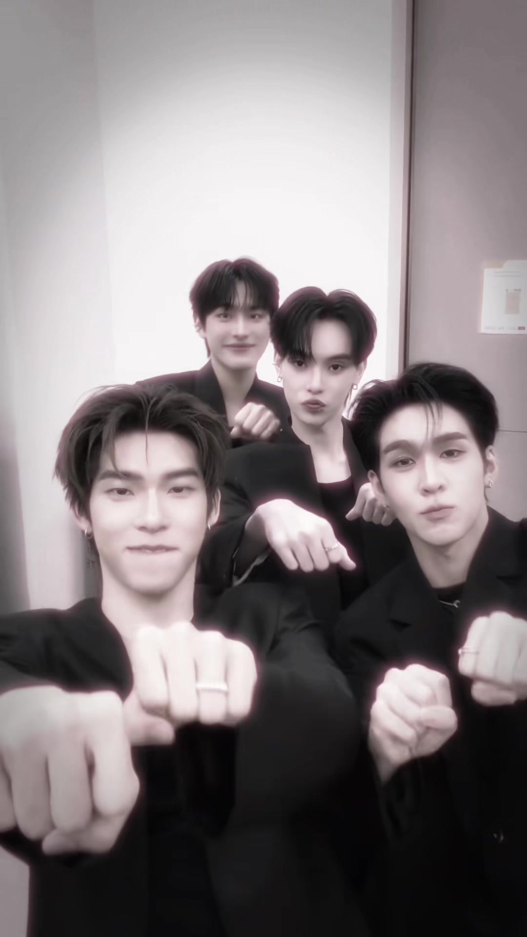 @เกาหลีตั๊กตั๊ก