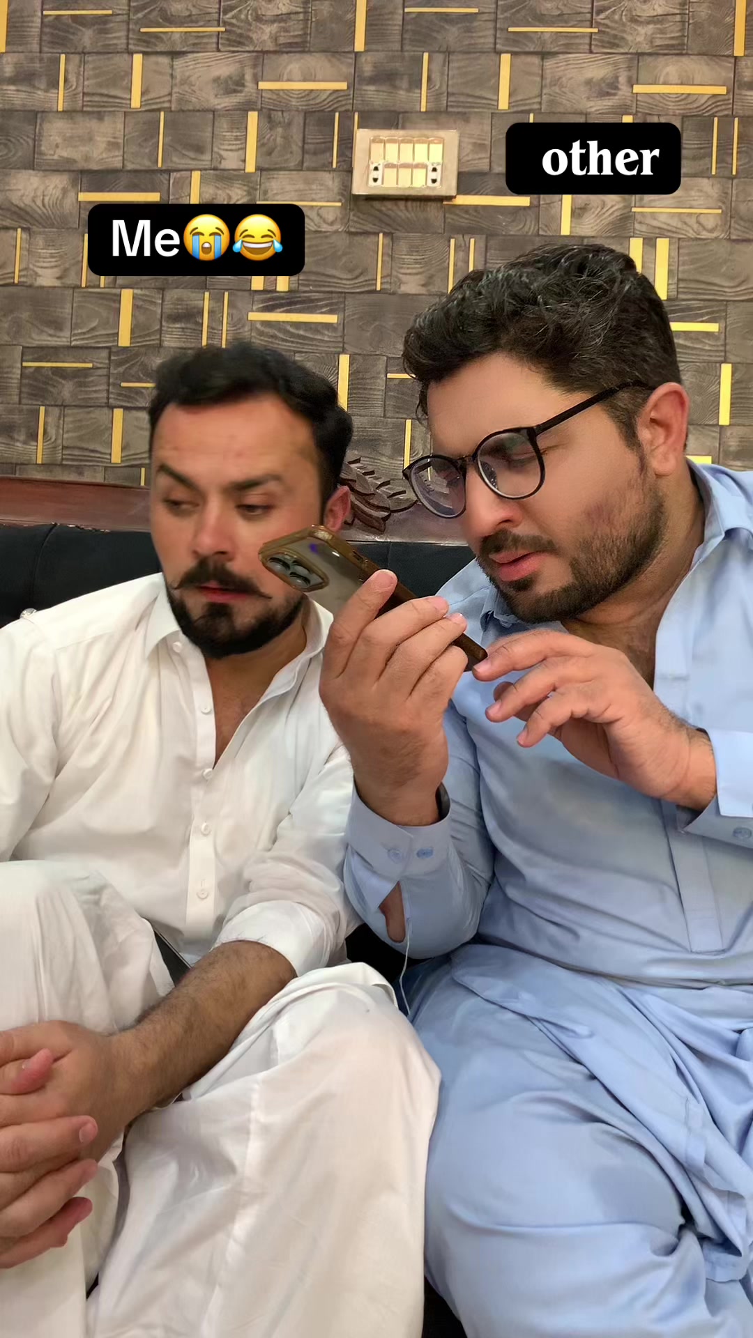 @Junii shah (جونی شاہ)