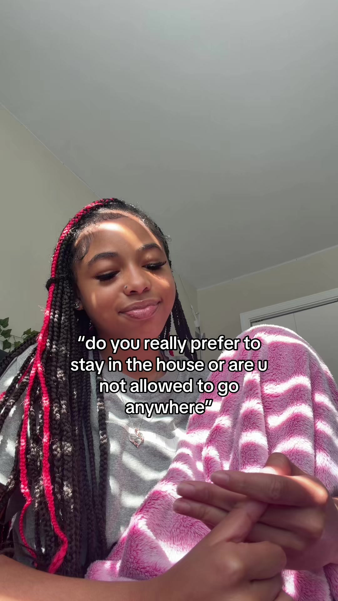 @️
