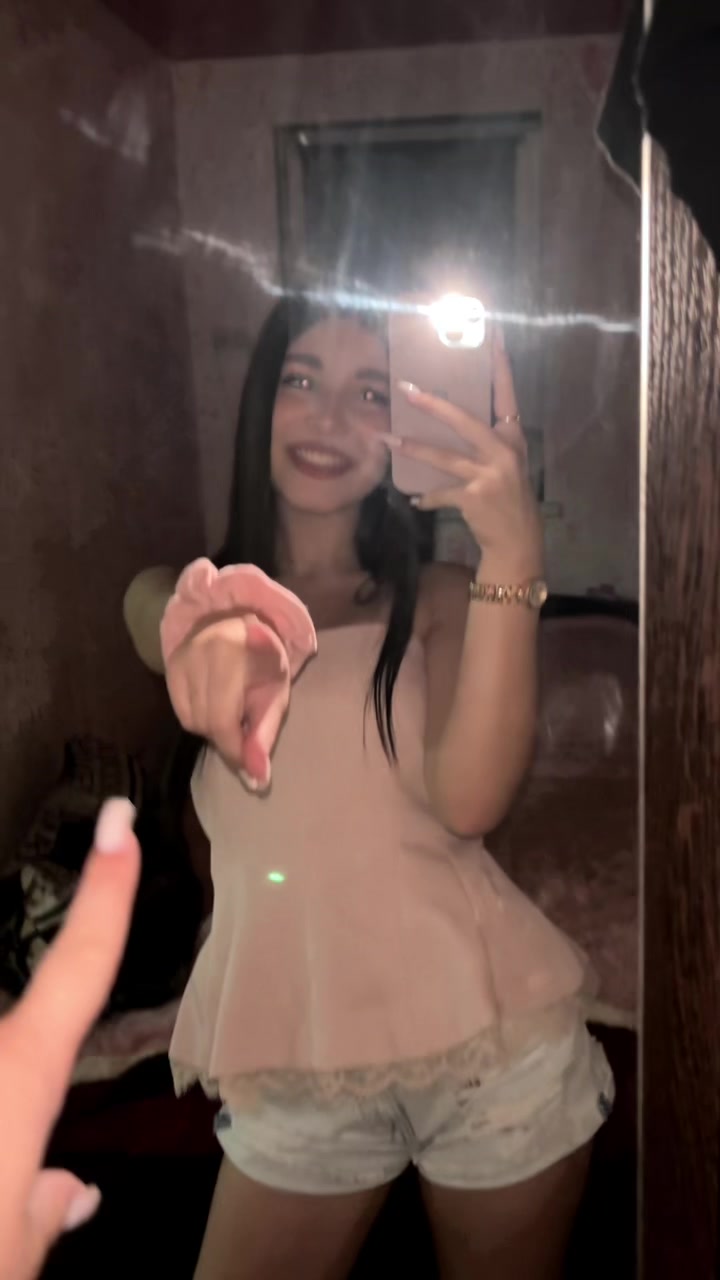 @𝑽𝒆𝒓𝒐𝒏𝒊𝒌𝒂🐰