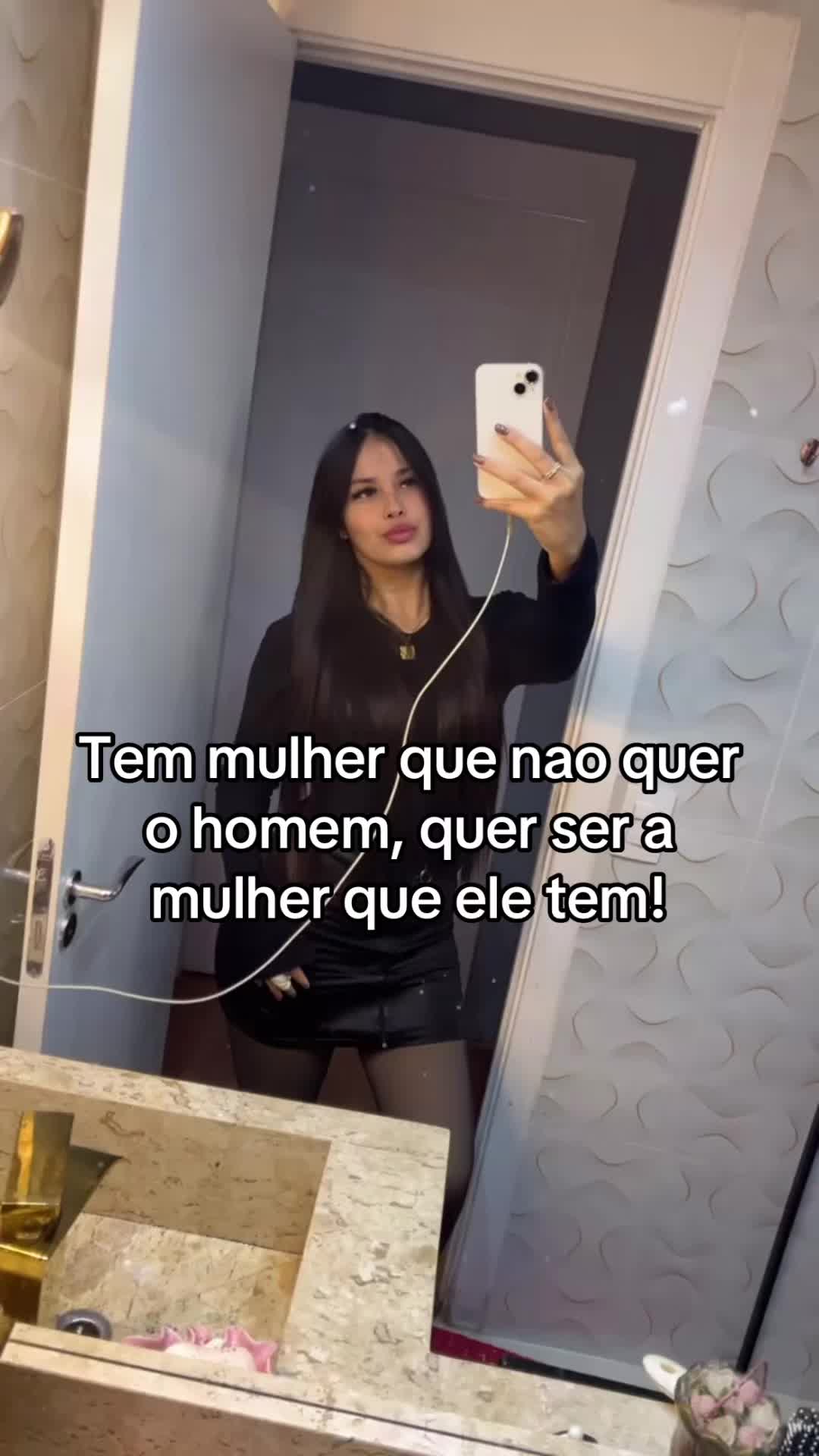 @Rhayna