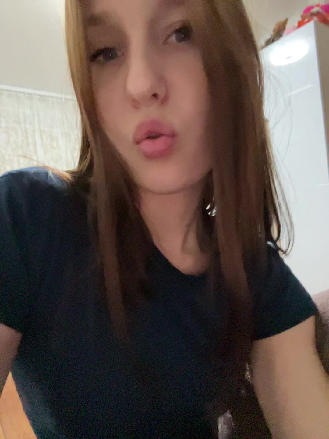 @лерка😝