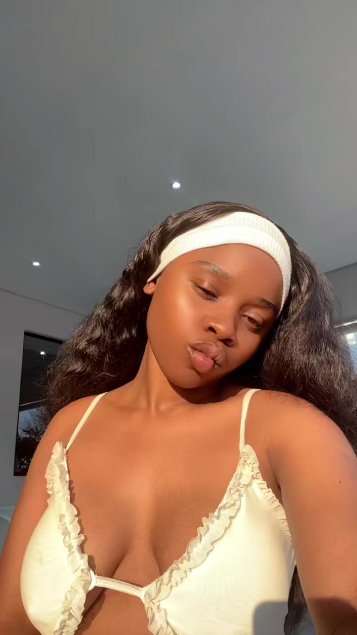 @khumeshna Nxumalo