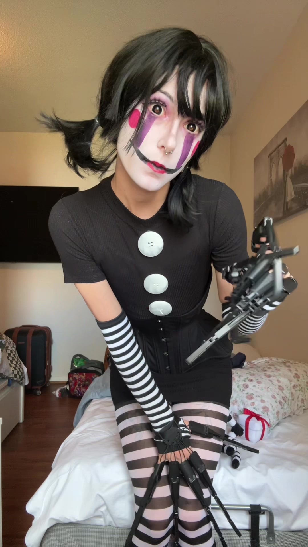 @✨clown town✨