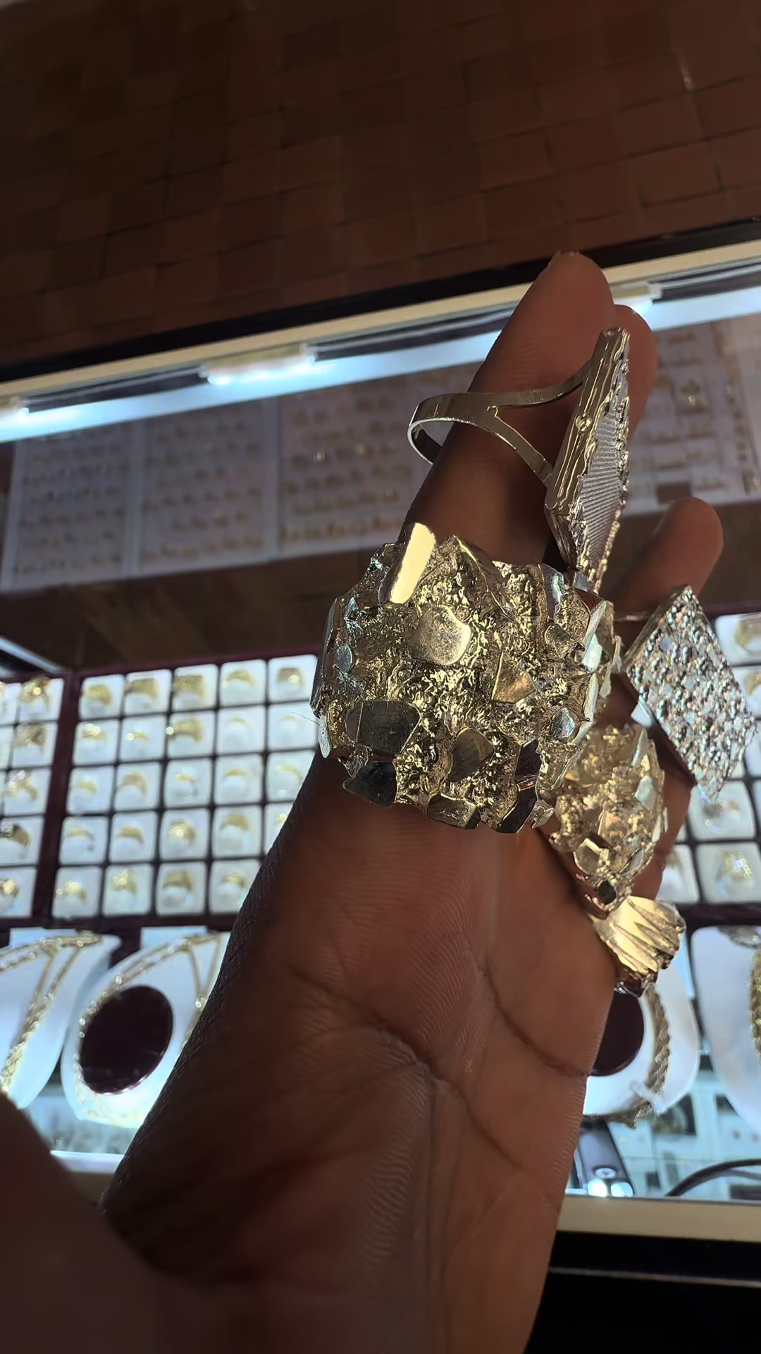 @AliJewelers