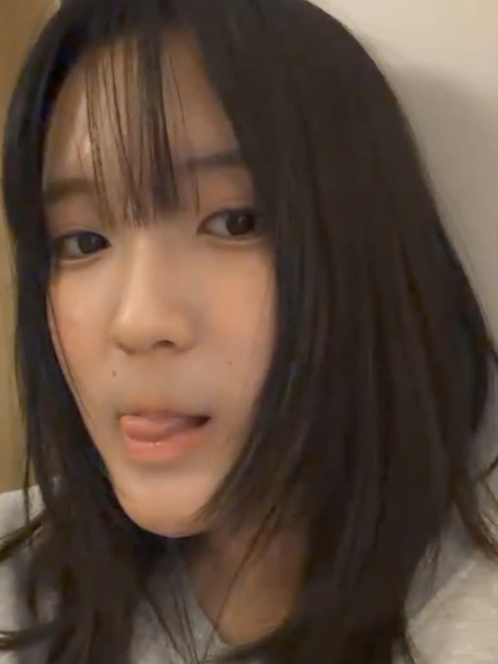 @T
