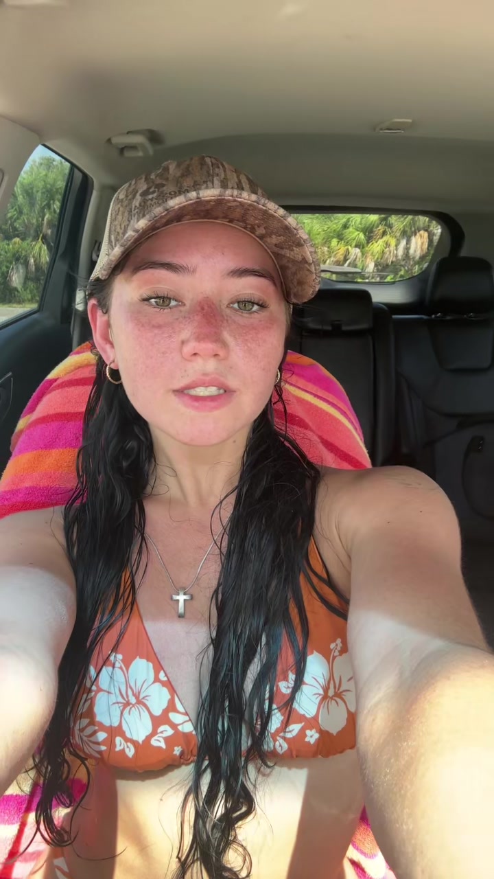 @Aubree 🍒🐆♠️