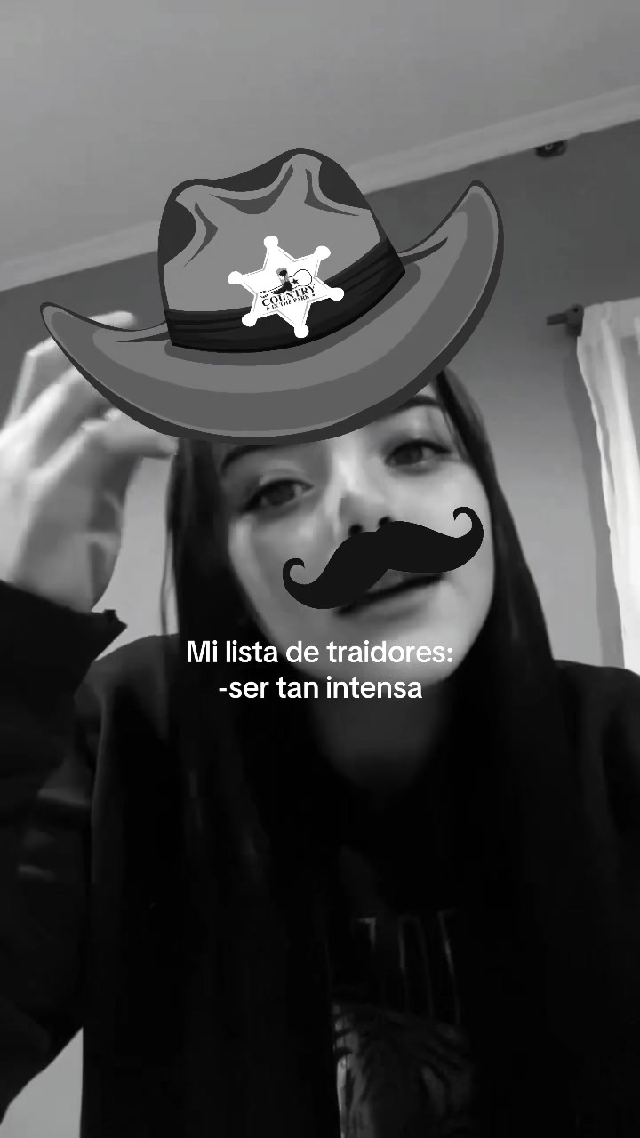 @👾