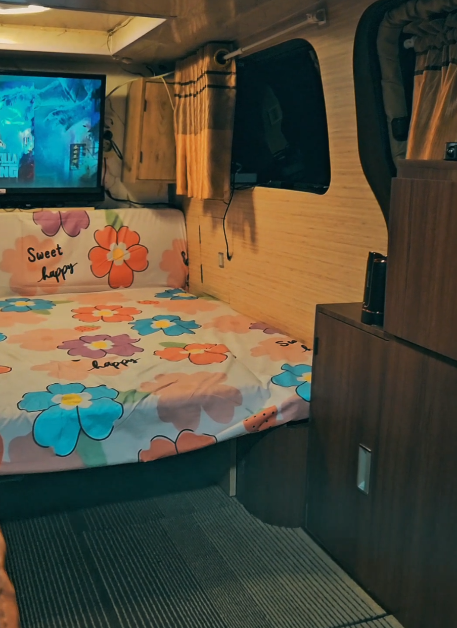 @family homestay campervan