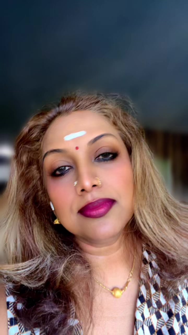 @Shobananava🇨🇦🇱🇰🇸🇬🇳🇬