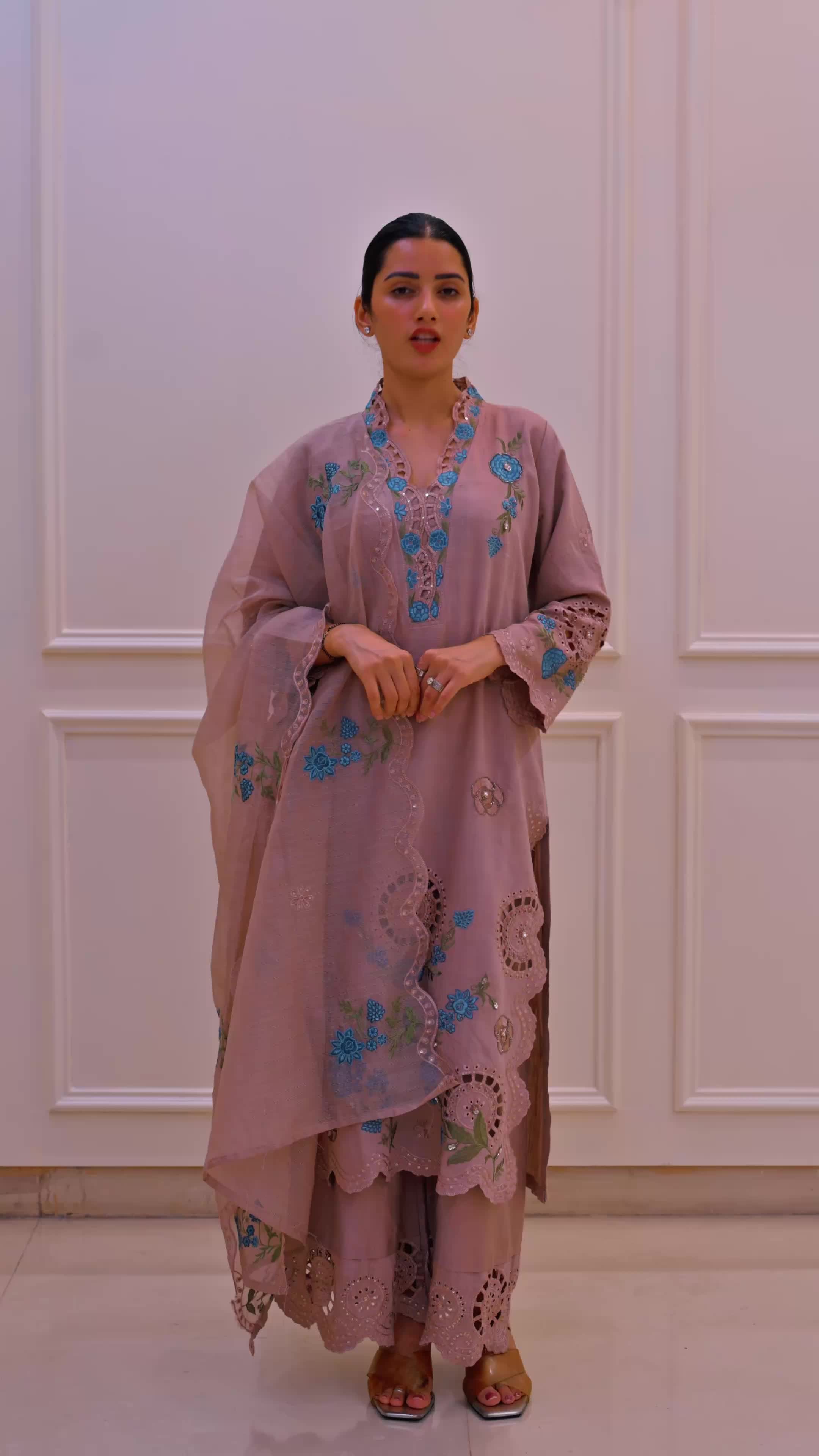 @Filmy Neetu