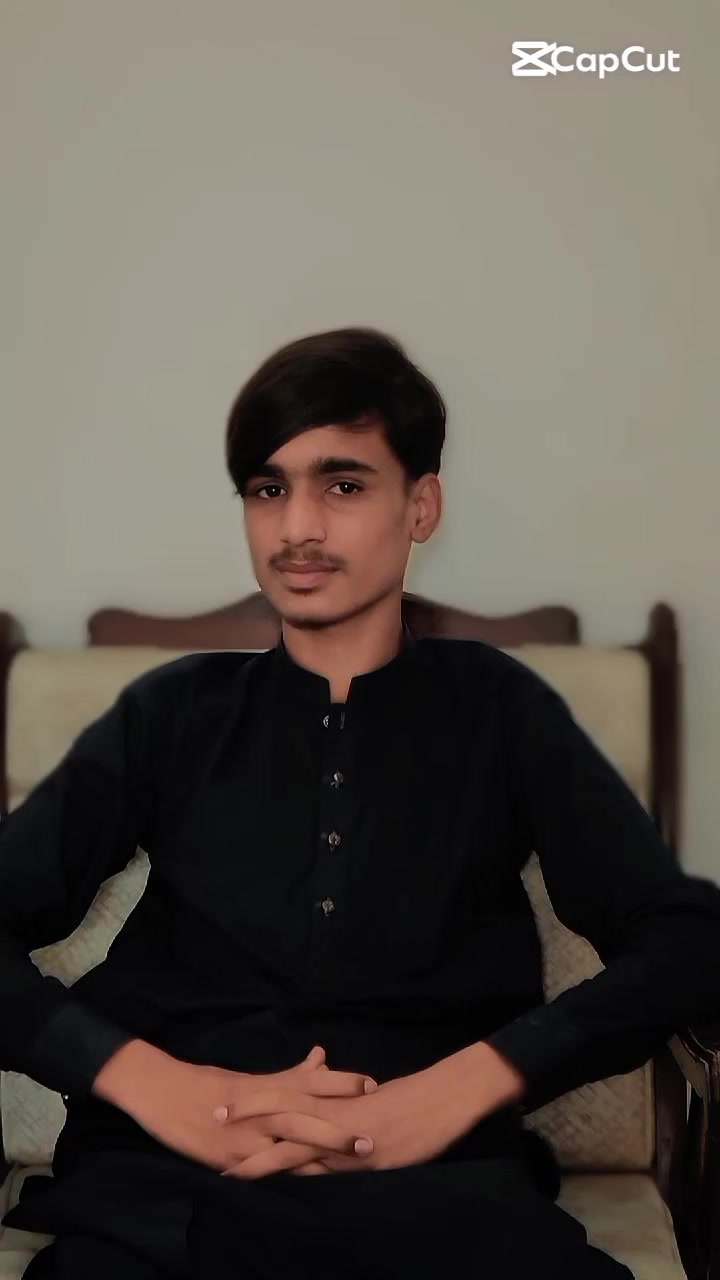 @SyEd AwAiS sHaH 🥂