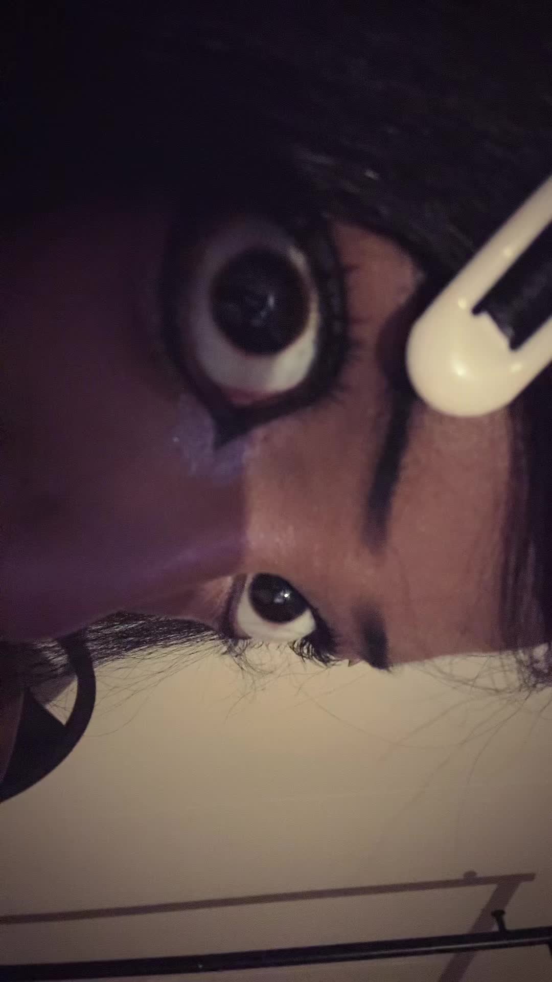 @n3v4