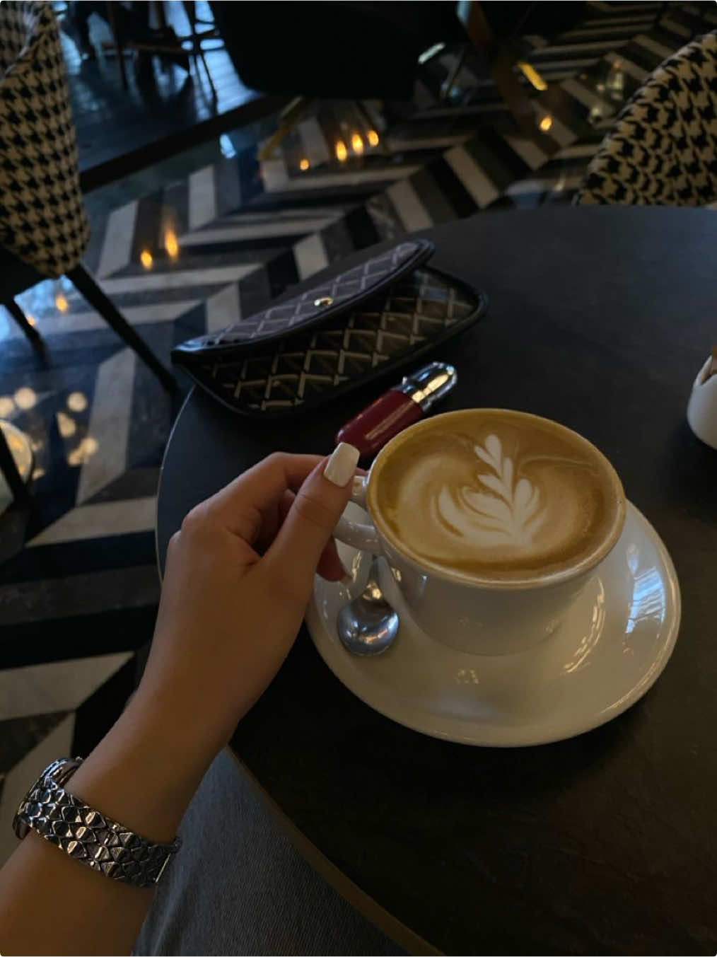 @𝐄𝐥𝐚𝐧𝐚 𝐃𝐨𝐯𝐥𝐚𝐭𝐨𝐯𝐚