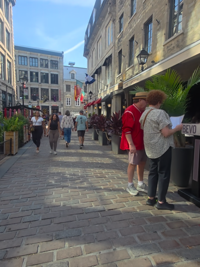 @travel/viaje/canada🌎mtl