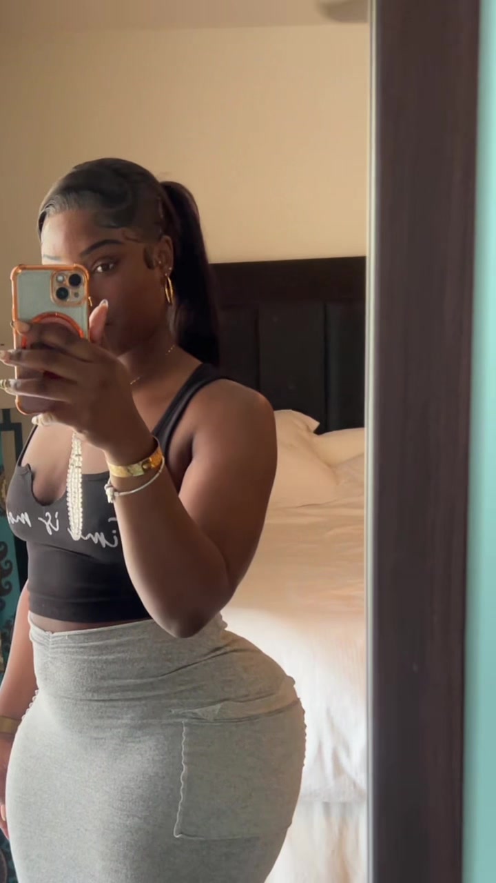 @IconicBoss🦋🌹