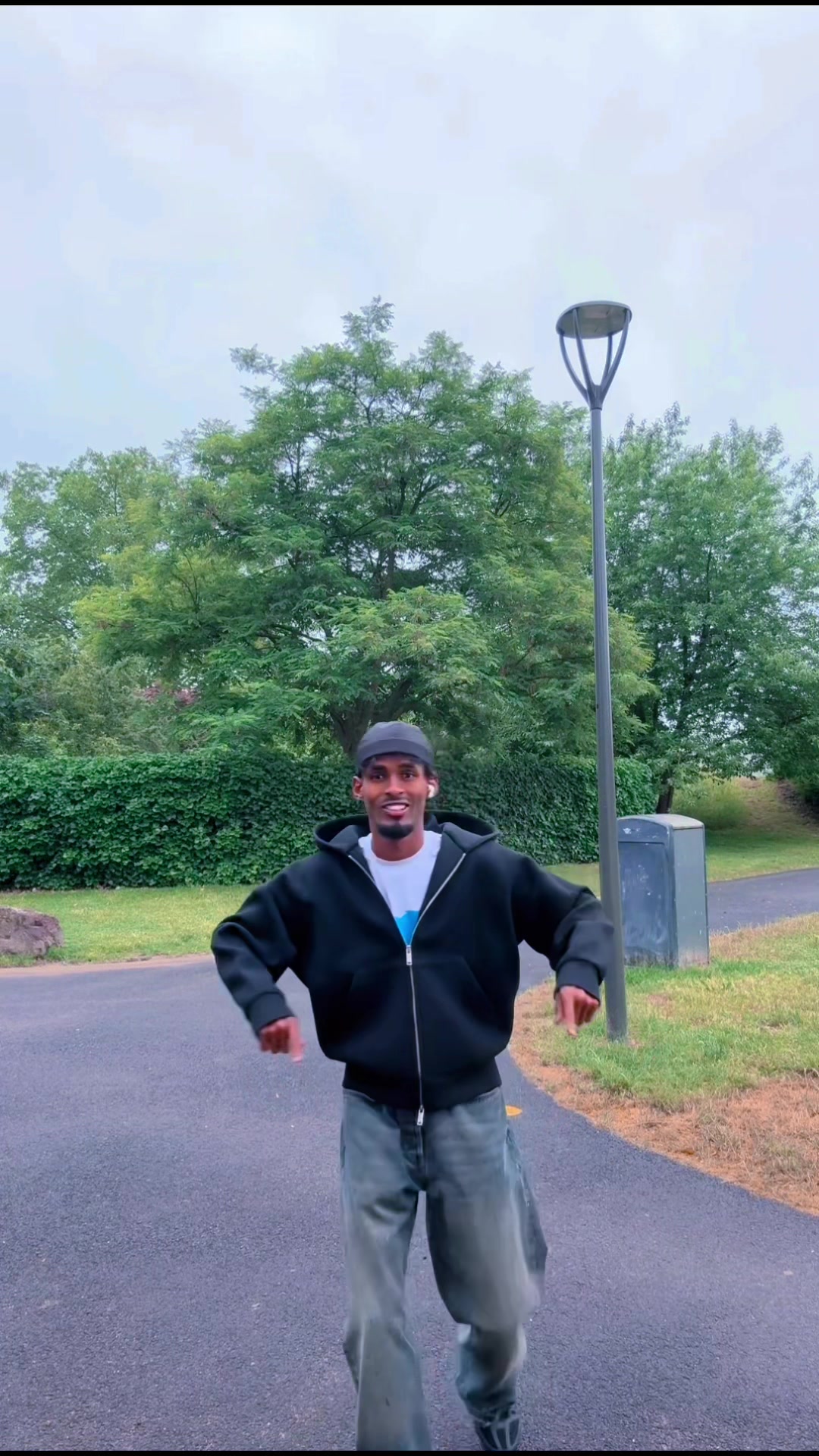 @AnwaR-🇸🇴