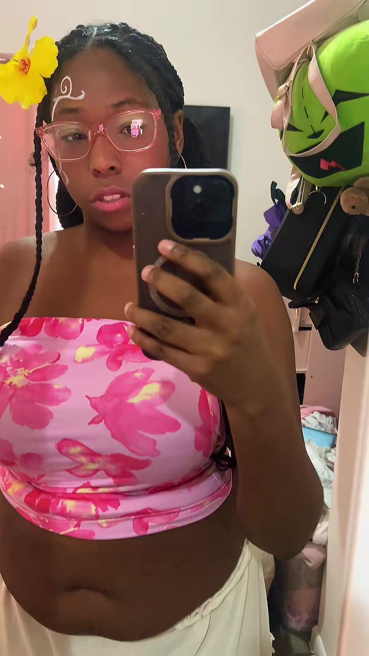 @TheCyb3rCh1ck