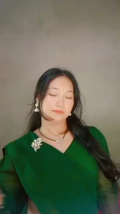 @Roshan wife 🫂