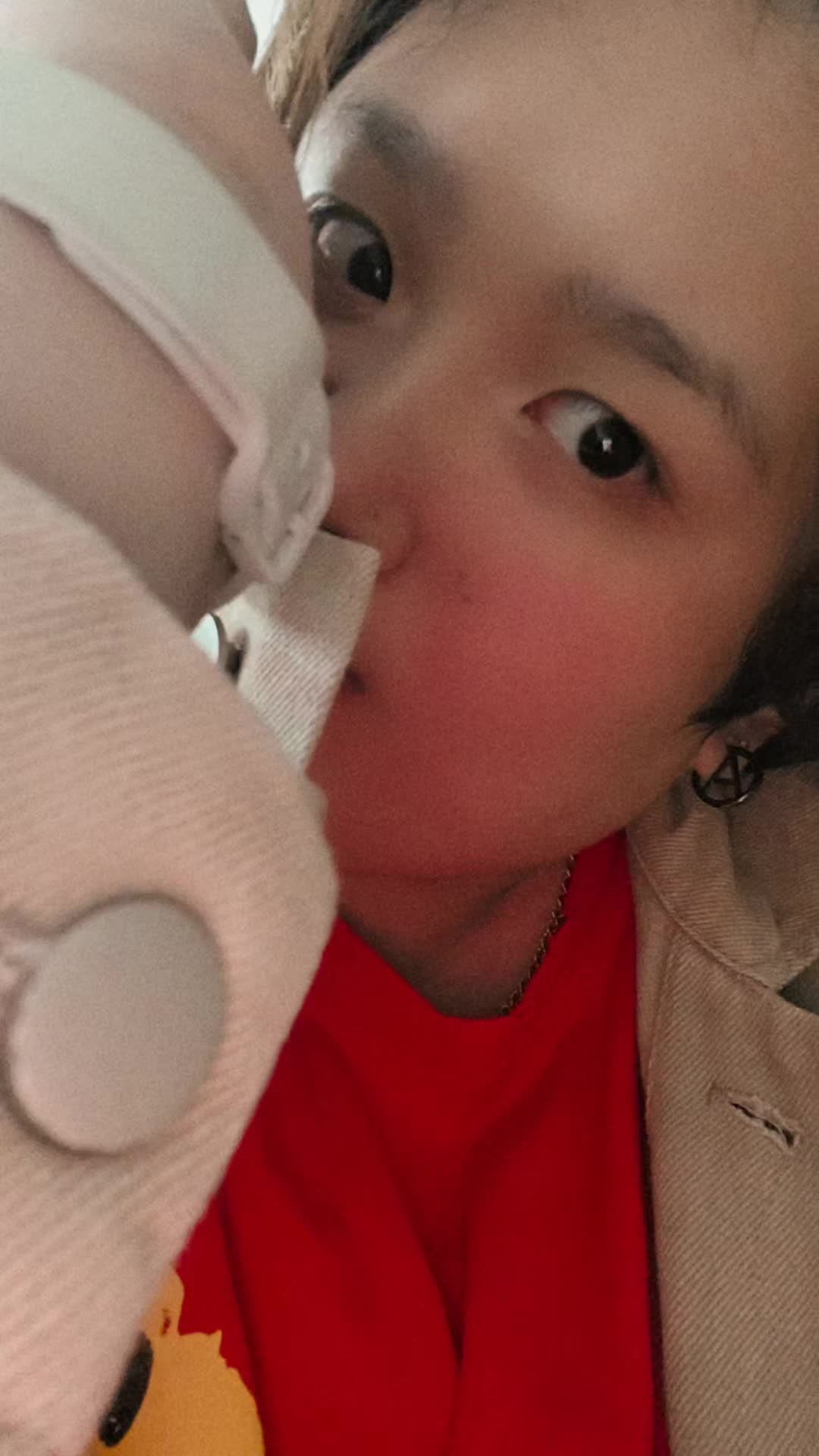@卑南🌈默默🍎