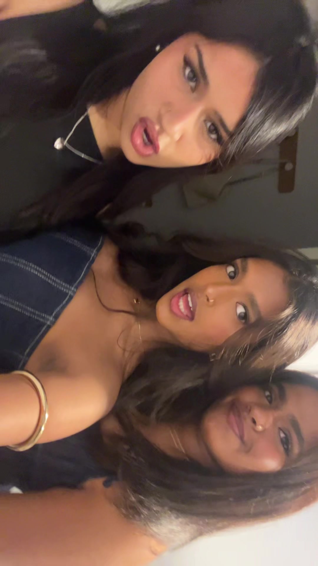 @Chamithi