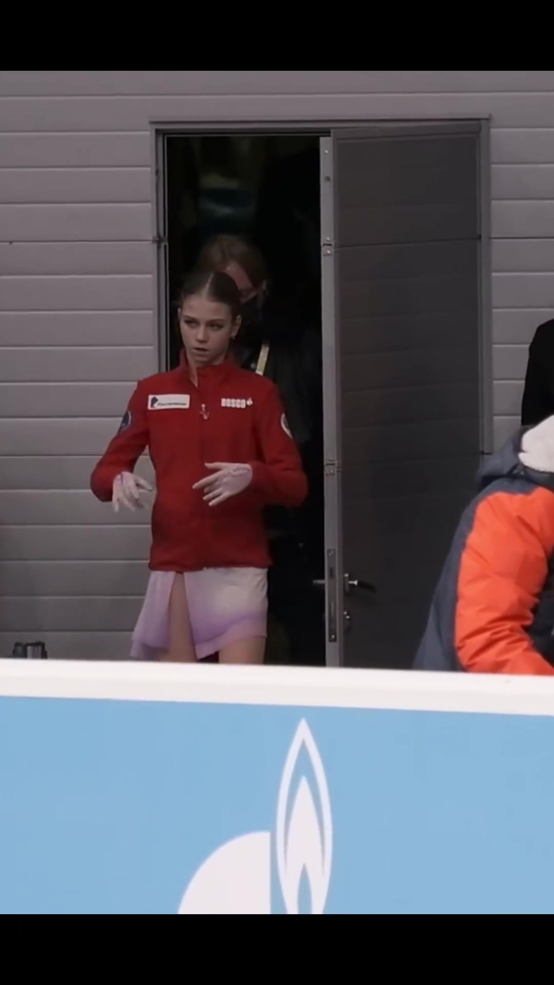 @Alextrusova04